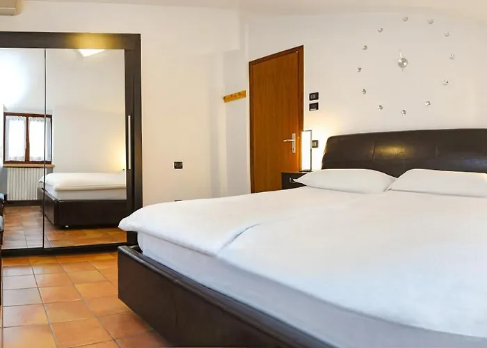 Colombara Aparthotel Bardolino