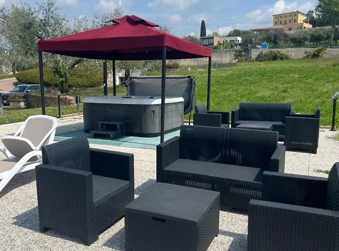 Colombara Aparthotel