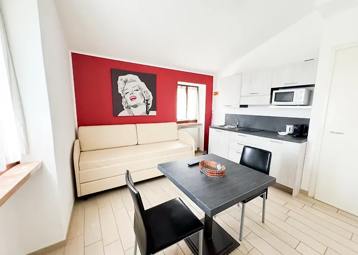 Colombara Aparthotel