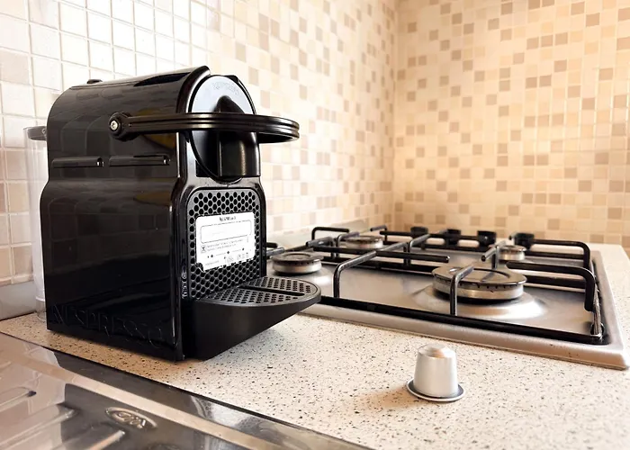 Colombara Apartahotel 4*